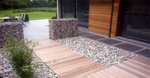 Idée de terrasse en bois exotique dans le Nord