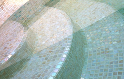 mosaique piscine anti derapant